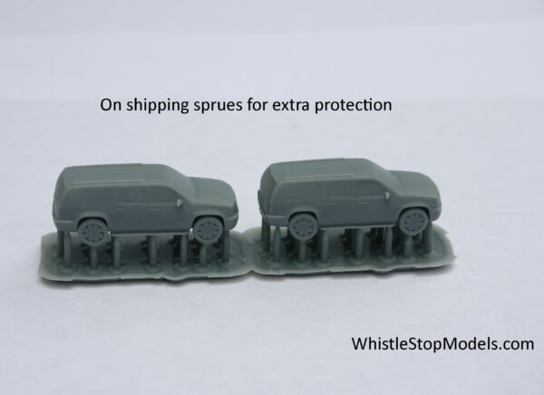 N Scale Set of 2 GMC Yukons, 2000s model - Image 5