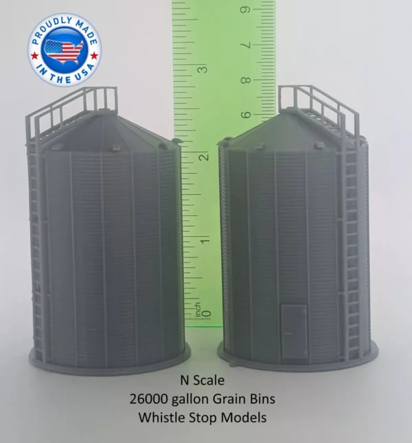 Z Scale Farm Bins and Grain Truck Set - Image 3
