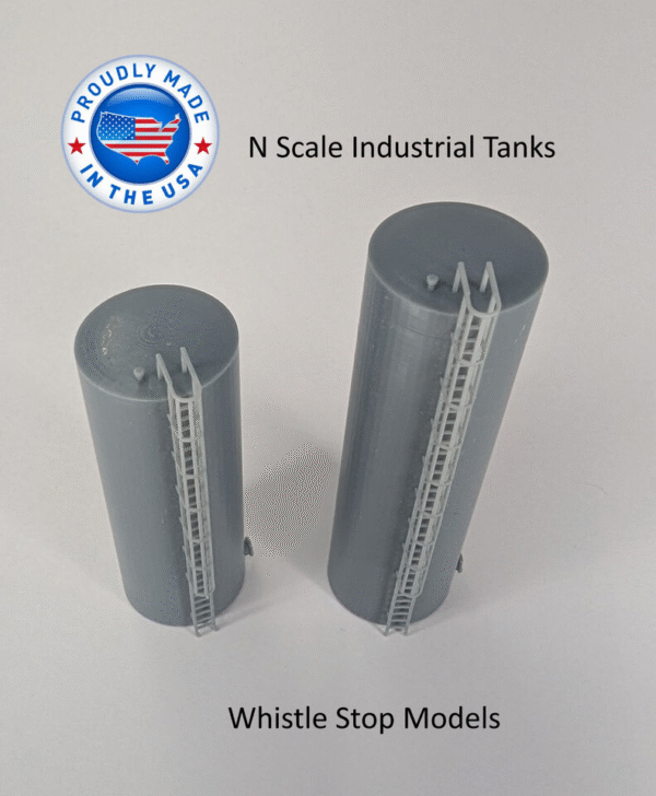 Z Scale set of 2 Industrial Tanks Z7005 - Image 3