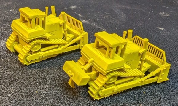 HO Scale Large Dozers set of 2 - Image 3