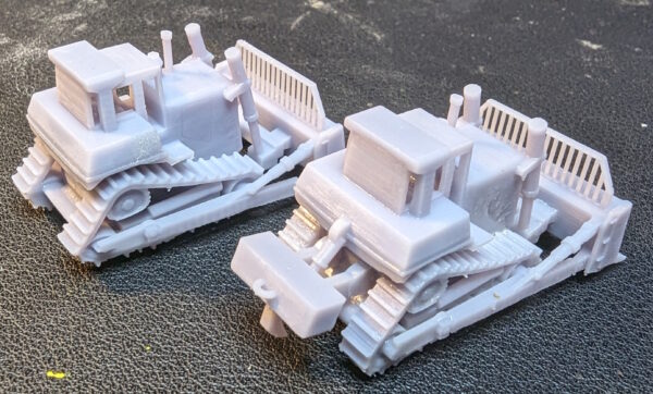 HO Scale Large Dozers set of 2 - Image 6