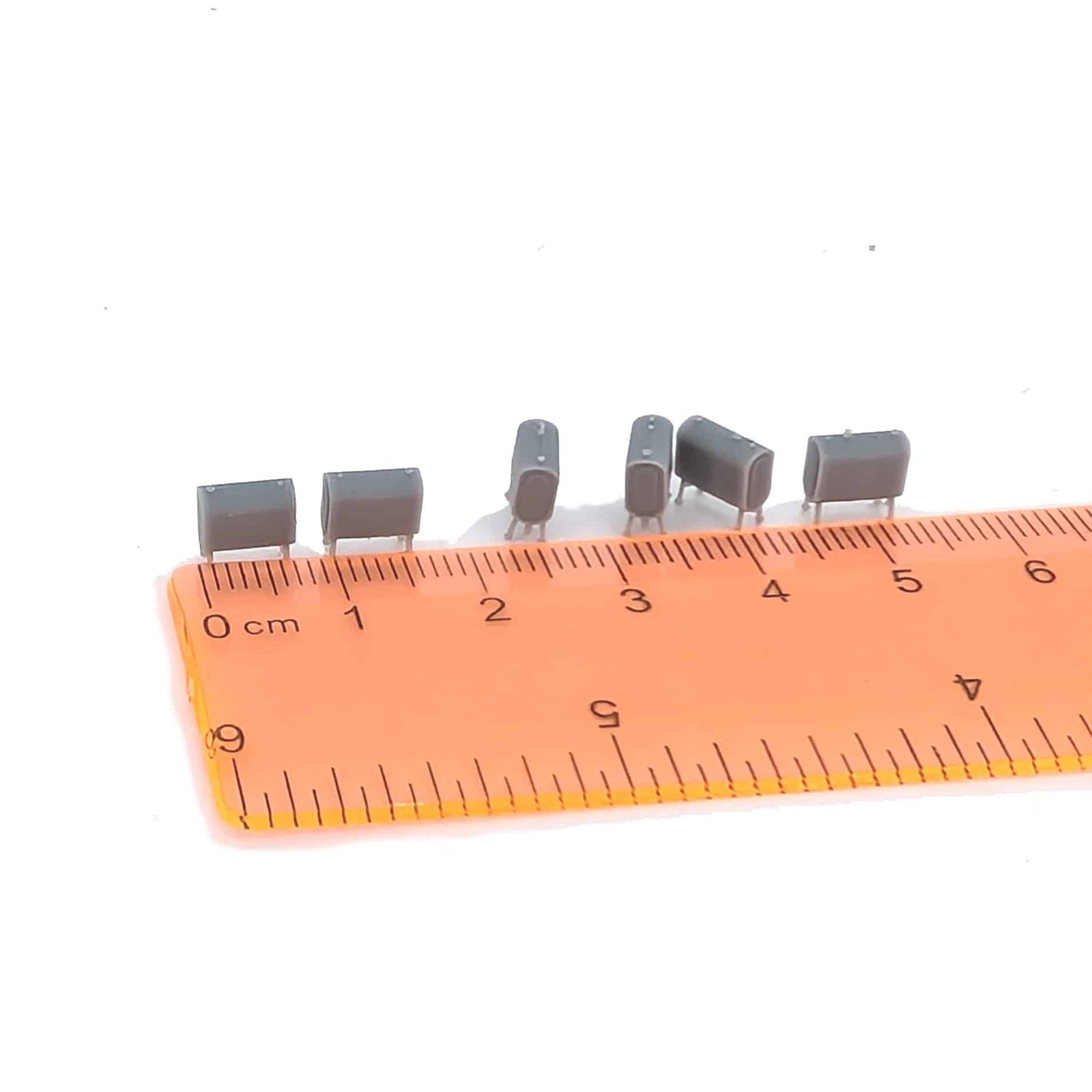 Z Scale | Fuel Oil Tanks set of 6 | Whistle Stop Models | 1/220 - Image 3