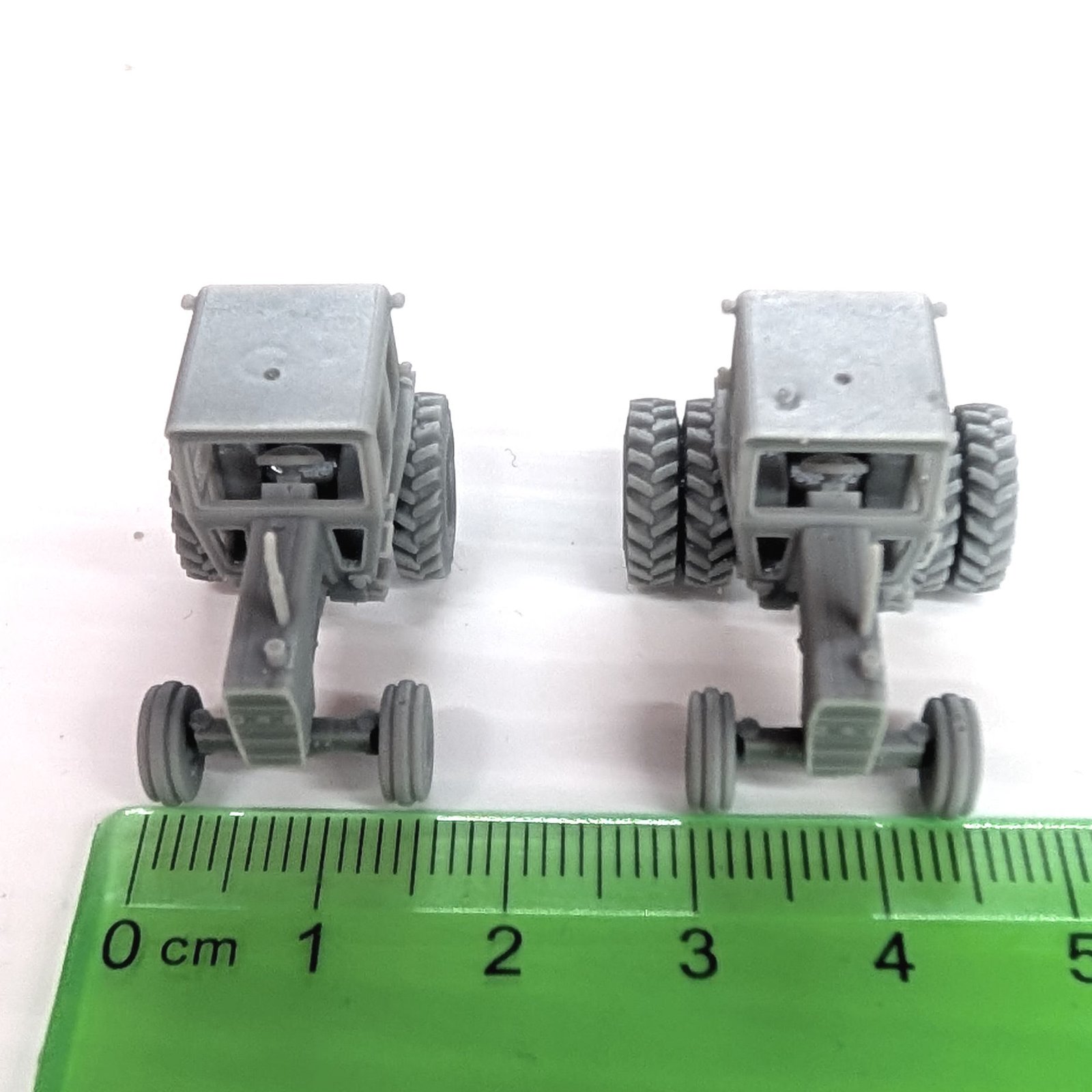 N-Scale | 3 Old Tractors N9007 | Whistle Stop Models | 1:160 - Image 3